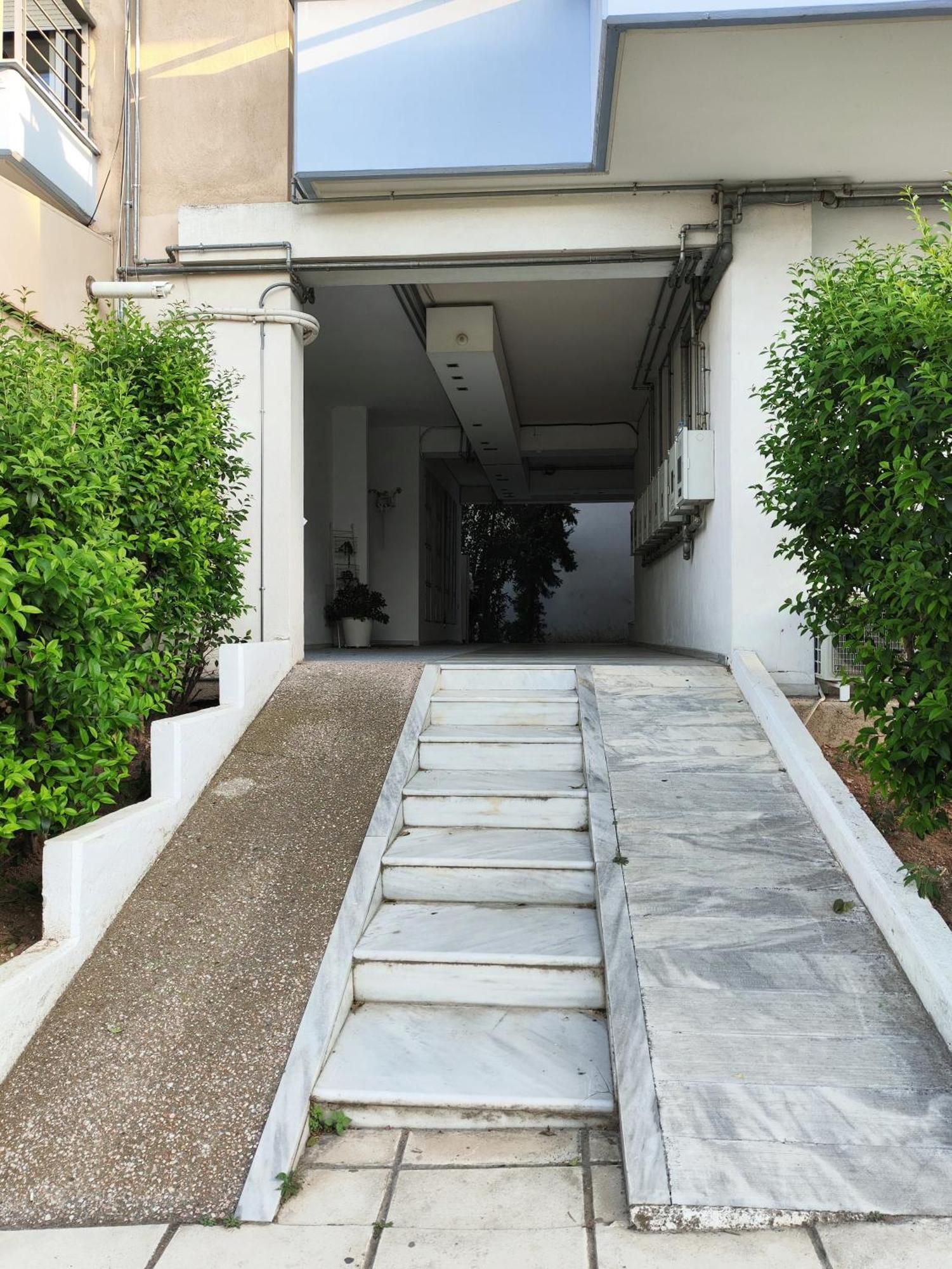 Homely Flat Near Airport Thessaloniki Exterior photo