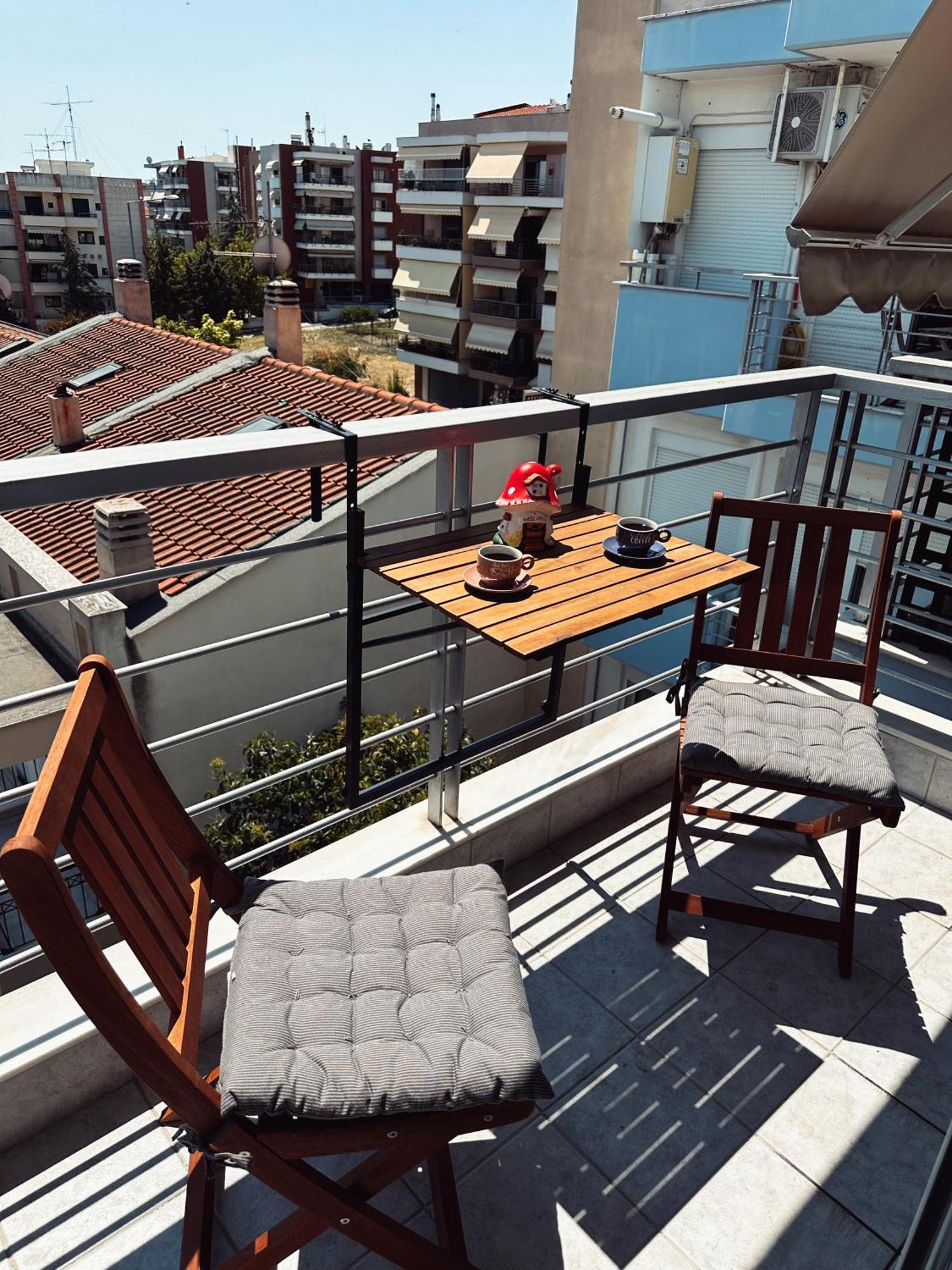 Homely Flat Near Airport Thessaloniki Exterior photo